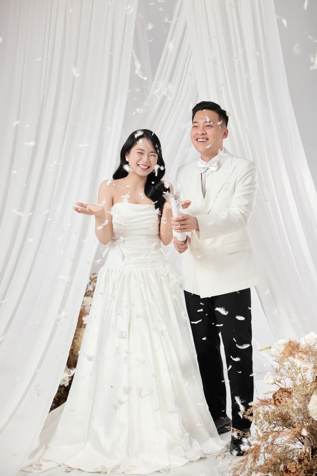 Thiệp cưới online